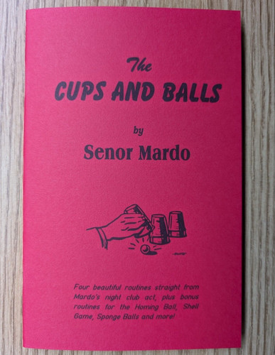 The cups and balls senor - by,